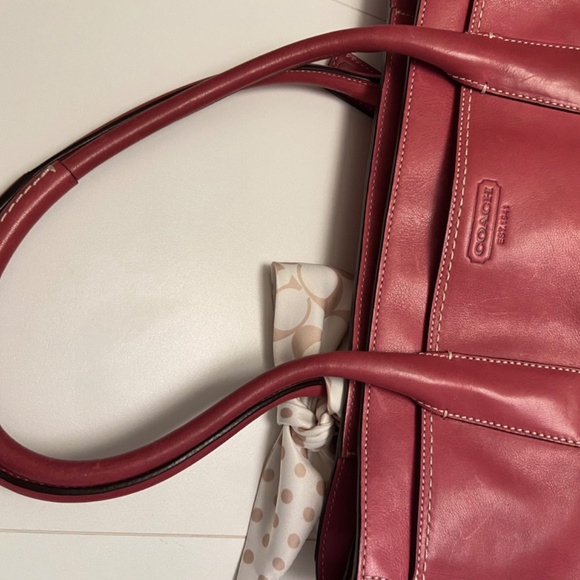 NWOT Coach Fuchsia Pink leather Coach Madeline (11554) scarf & dust cover - Picture 8 of 12